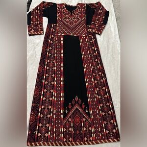 Elegant Black and Red Embroidered thoub